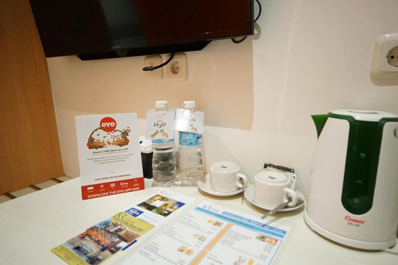 Oyo 344 Kr Hotel Palembang Zewnętrze zdjęcie